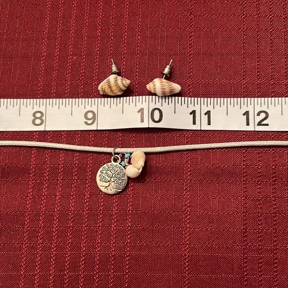 Adorable necklace & earrings set w/tree of life charm & shells EUC - Picture 7 of 11